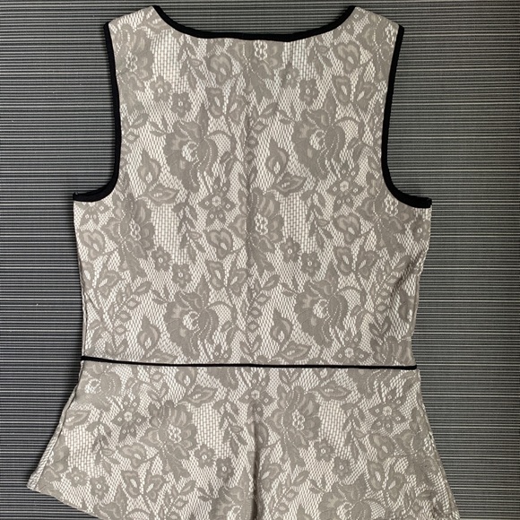 *never worn* Anthropologie tank top (size M) - Picture 2 of 7